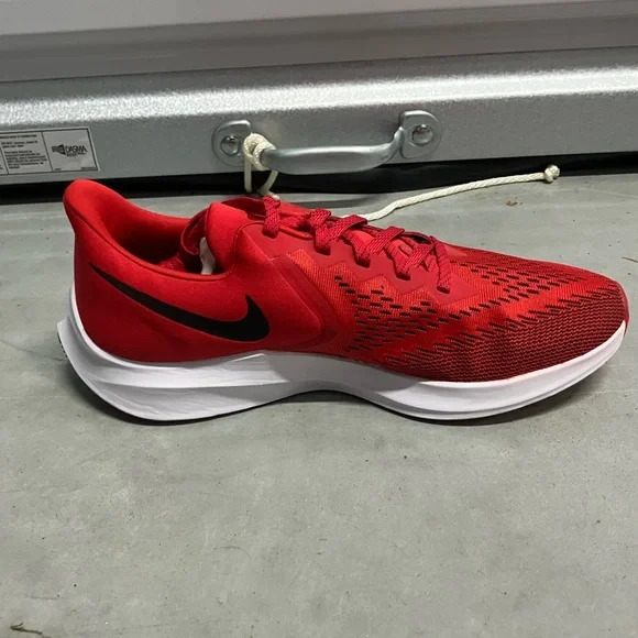 Nike Men's Air Zoom Winflo 6 Running Shoe - Picture 5 of 8